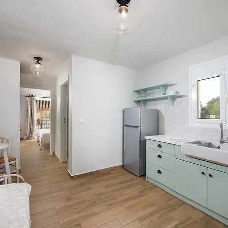 Apartman Barefoot Contessa Lurdáta