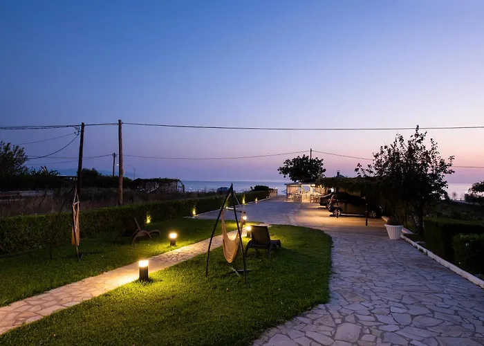 Barefoot Contessa * Λουρδάτα