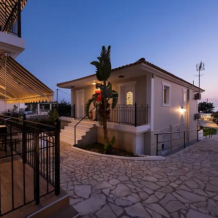 Barefoot Contessa * لورداهاتا