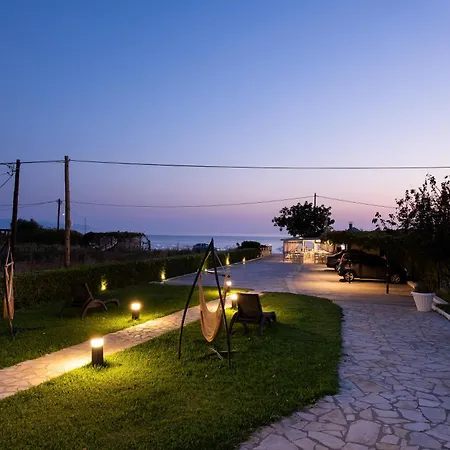 Barefoot Contessa * لورداهاتا